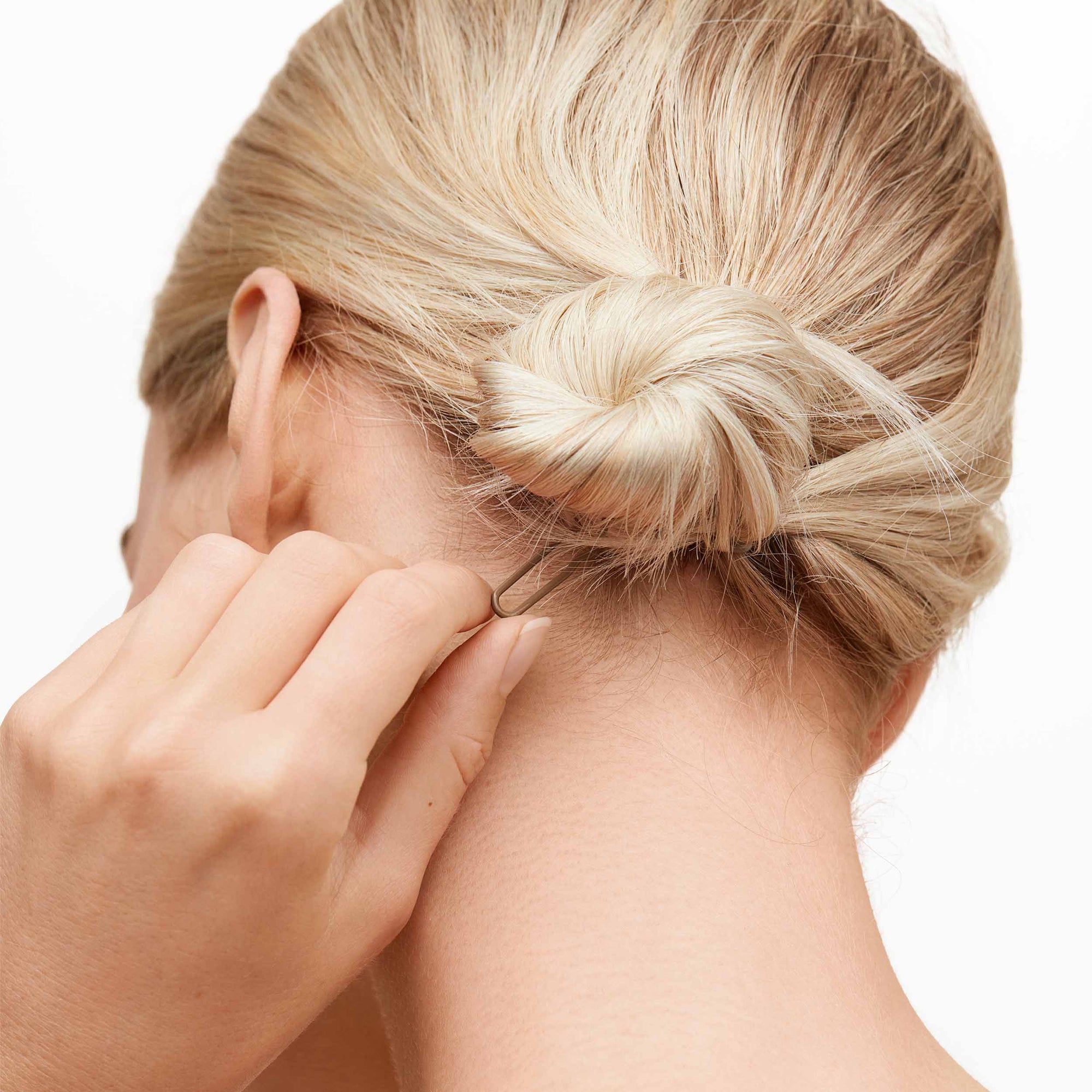 The Best Hairpins for a Sleek Bun