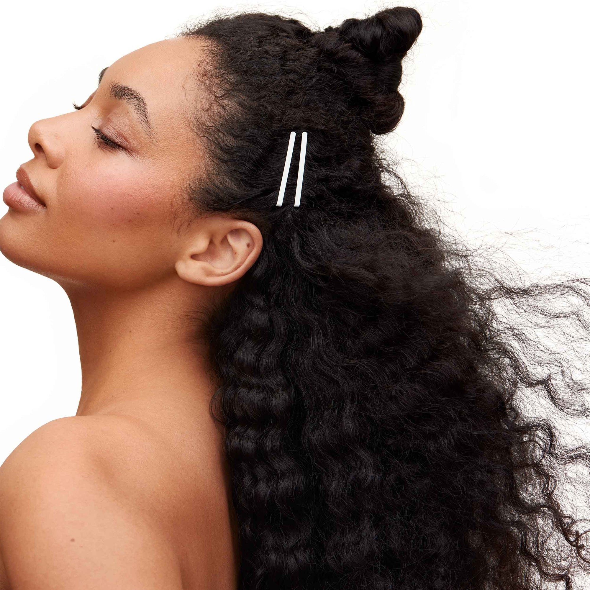 How to Use a Hairpin in Thick Hair | Day Rate Beauty