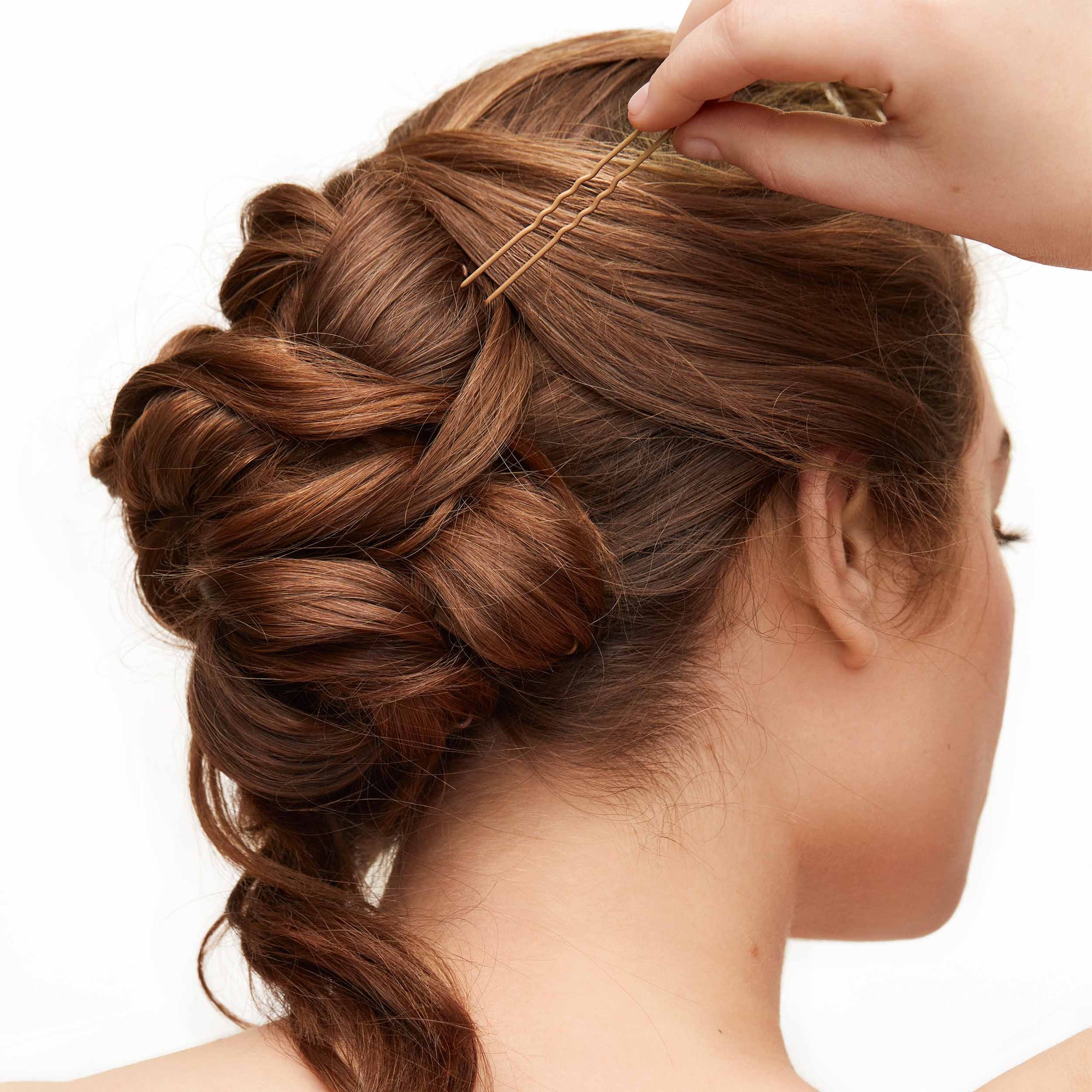 Hairpin vs Bobby Pin: What's the Difference?